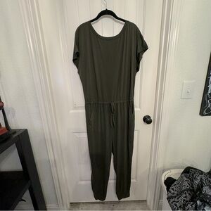 Olive Green Short Sleeve Jumpsuit w Pockets